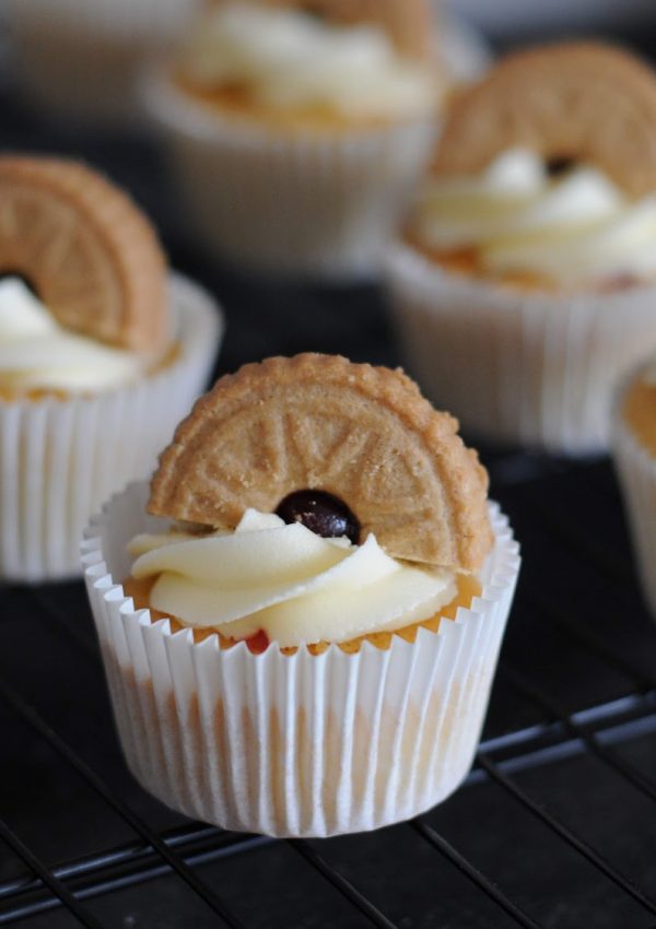 Gluten Free Jammy Dodger Cupcakes