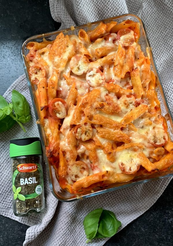 Creamy Tomato & Basil Pasta Bake