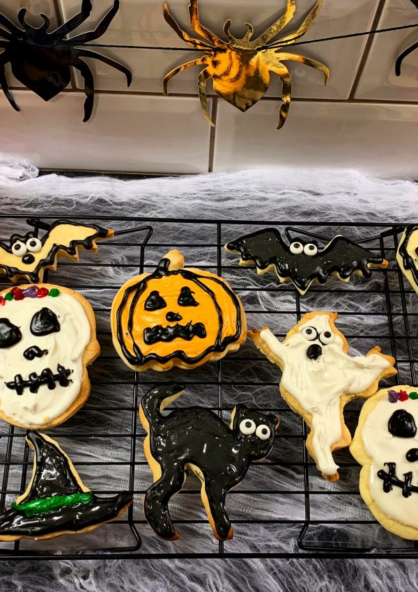 Halloween Iced Biscuits